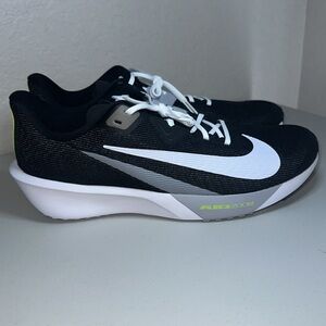NIKE AIR ZOOM RIVAL FLY 4 NEW, size 14M, 15.5W, very comfy, last one! FV6040001